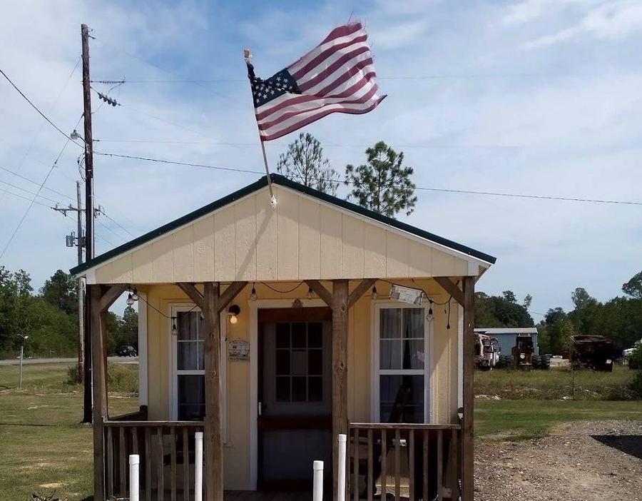 The park office with the American flag flying above it